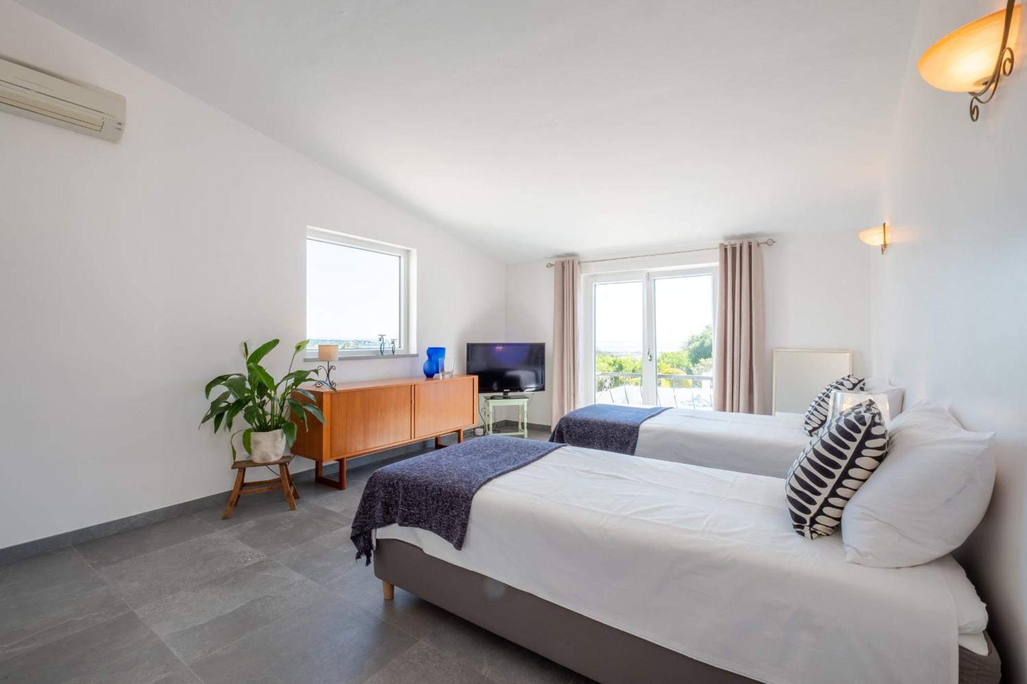 Ponto De Vista 103 By Destination Algarve * Lagos